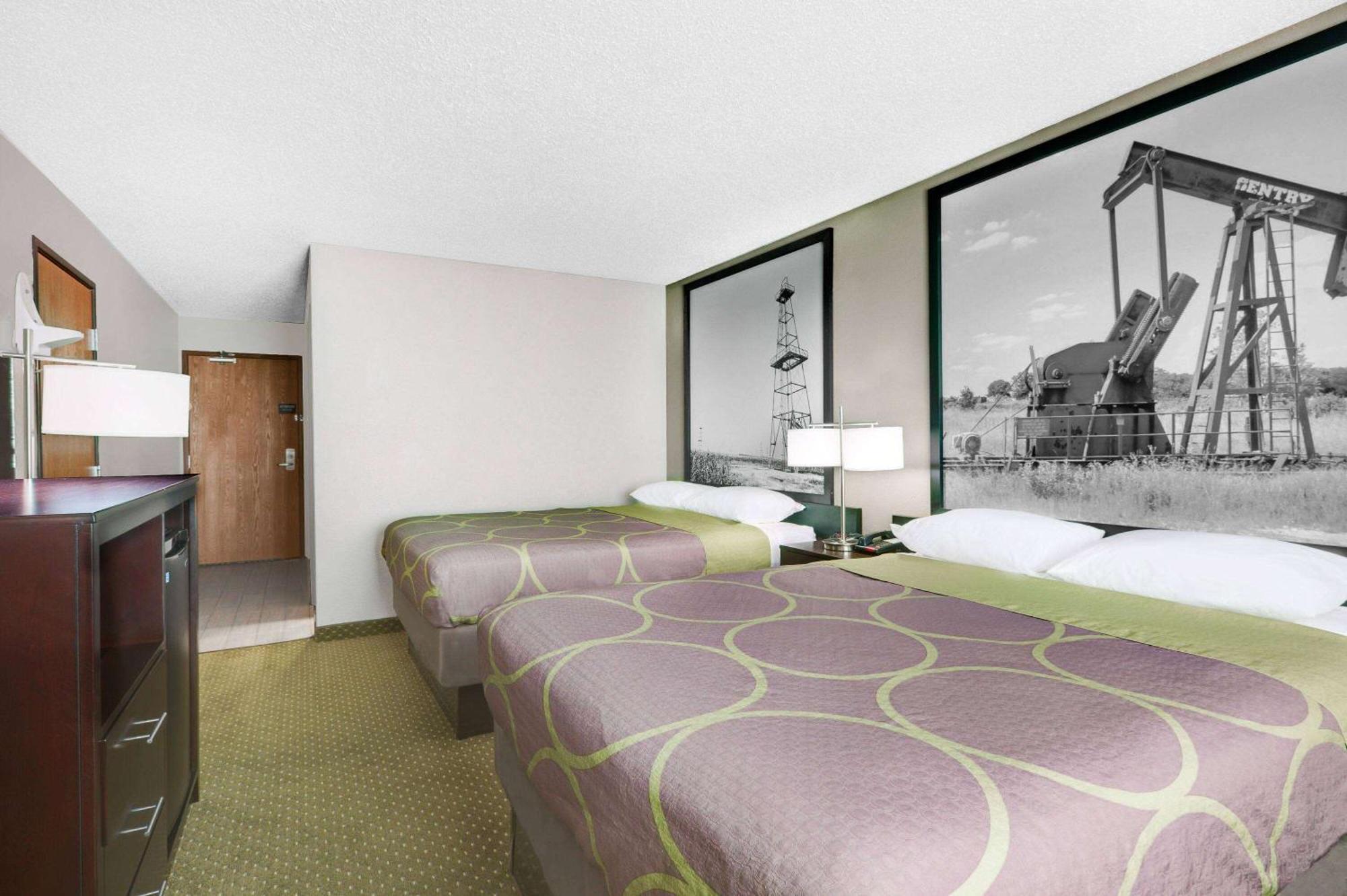 Super 8 By Wyndham Bedford Dfw Airport West Motel Ngoại thất bức ảnh