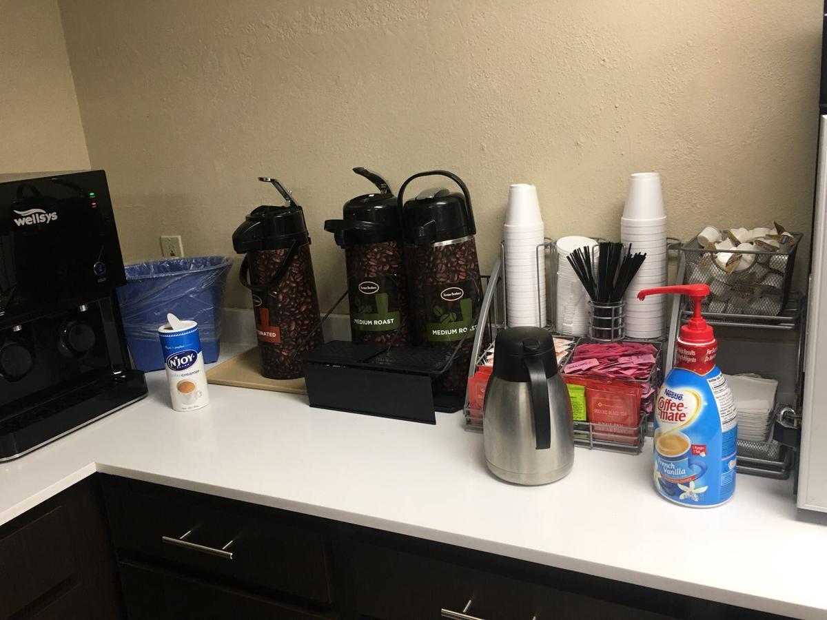 Super 8 By Wyndham Bedford Dfw Airport West Motel Ngoại thất bức ảnh